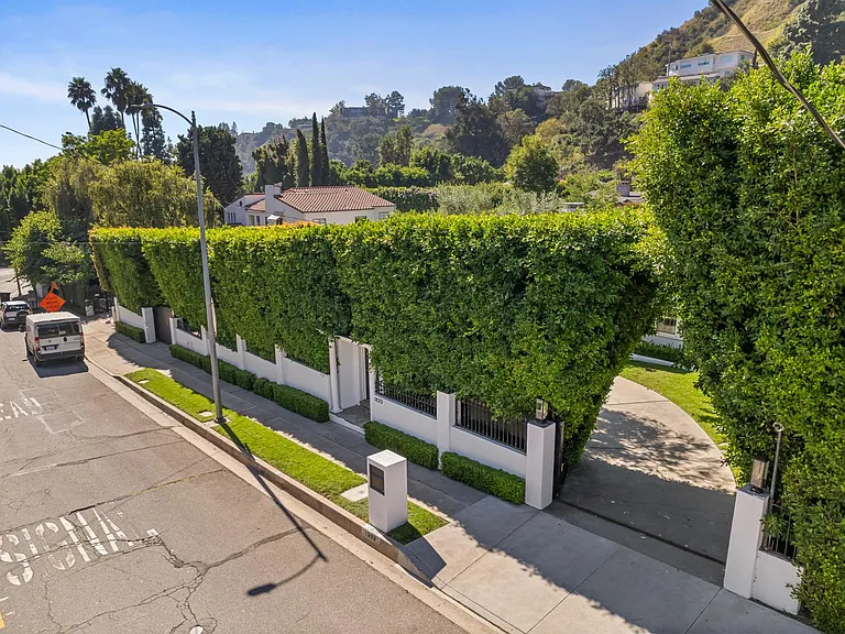 Experience the convenience of effortless parking.