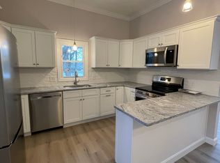 17 Woodcrest Dr #17, Johnston, RI 02919