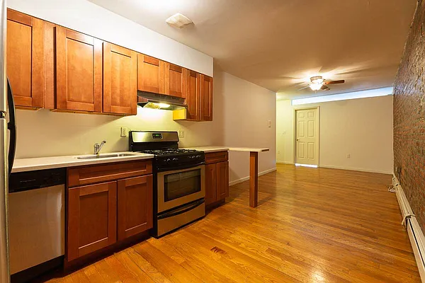 Rented by Double R Ventures LLC | media 8