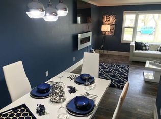 303 Westbrook Dr, Oshkosh, WI 54904