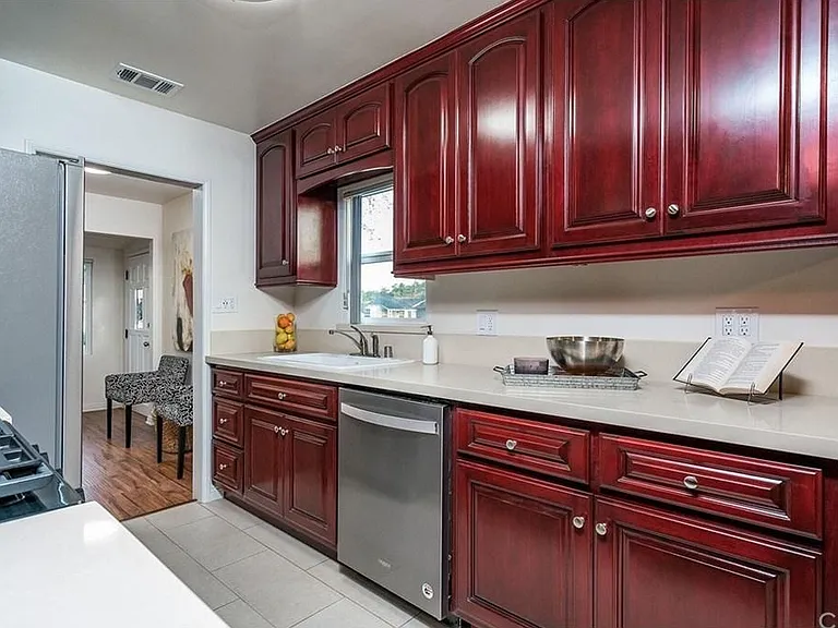 3049 Maine Ave #M — Photo 7