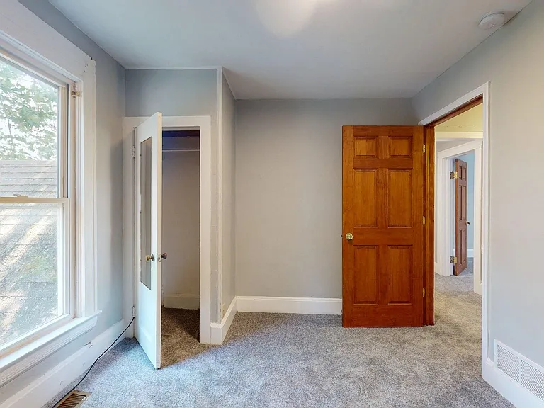 2053 W 95th St — Photo 36