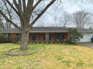 102 Ashwood Dr, Natchez, MS 39120