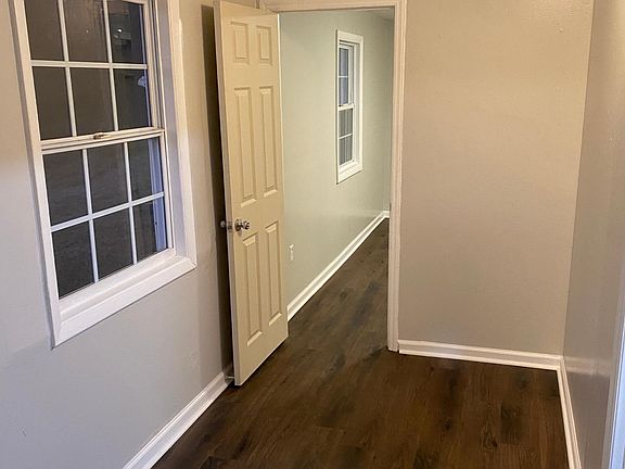 4th image of 4912 Furnace Ln