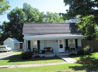 102 S Maple St, Fairland, OK 74343
