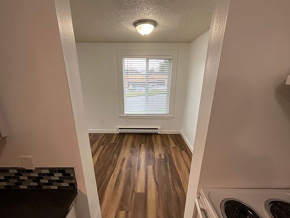 4th image of 7827 Rainier Ave S #201