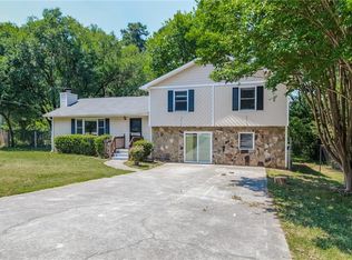 1747 Litchfield Rd, Snellville, GA 30078