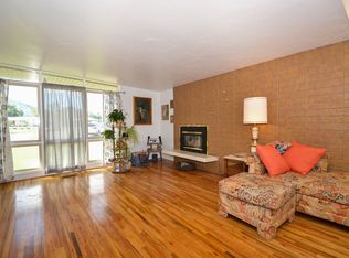 10352 S Larkspur Cir, Sandy, UT 84094