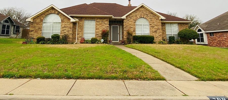 1st image of 709 Kelsie Ln