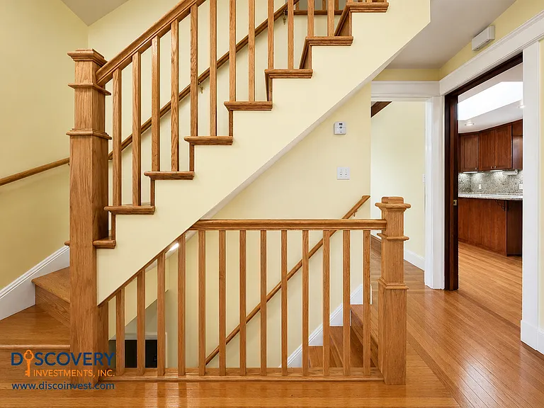 327 San Carlos Ave — Photo 46