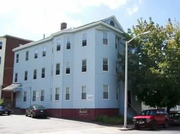57 John St, Worcester, MA 01609