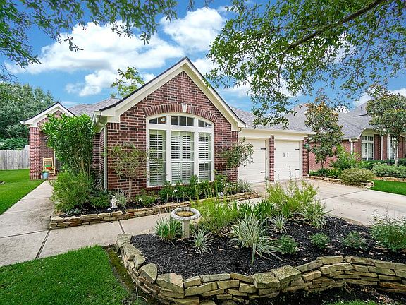 3rd image of 13823 Sherburn Manor Dr