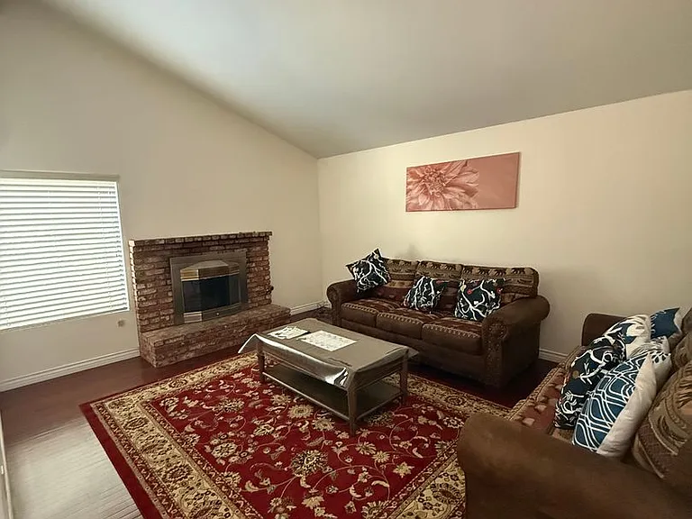 3800 Casey Ct — Photo 8