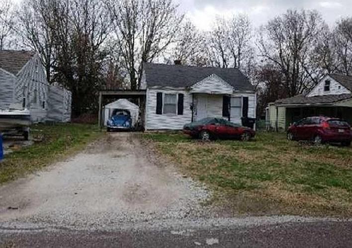 2nd image of 636 S Forest Ave
