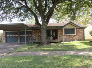 2709 Raspberry Ln, Pasadena, TX 77502