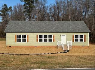 1824 N Oak Ridge Church Rd, Yadkinville, NC 27011