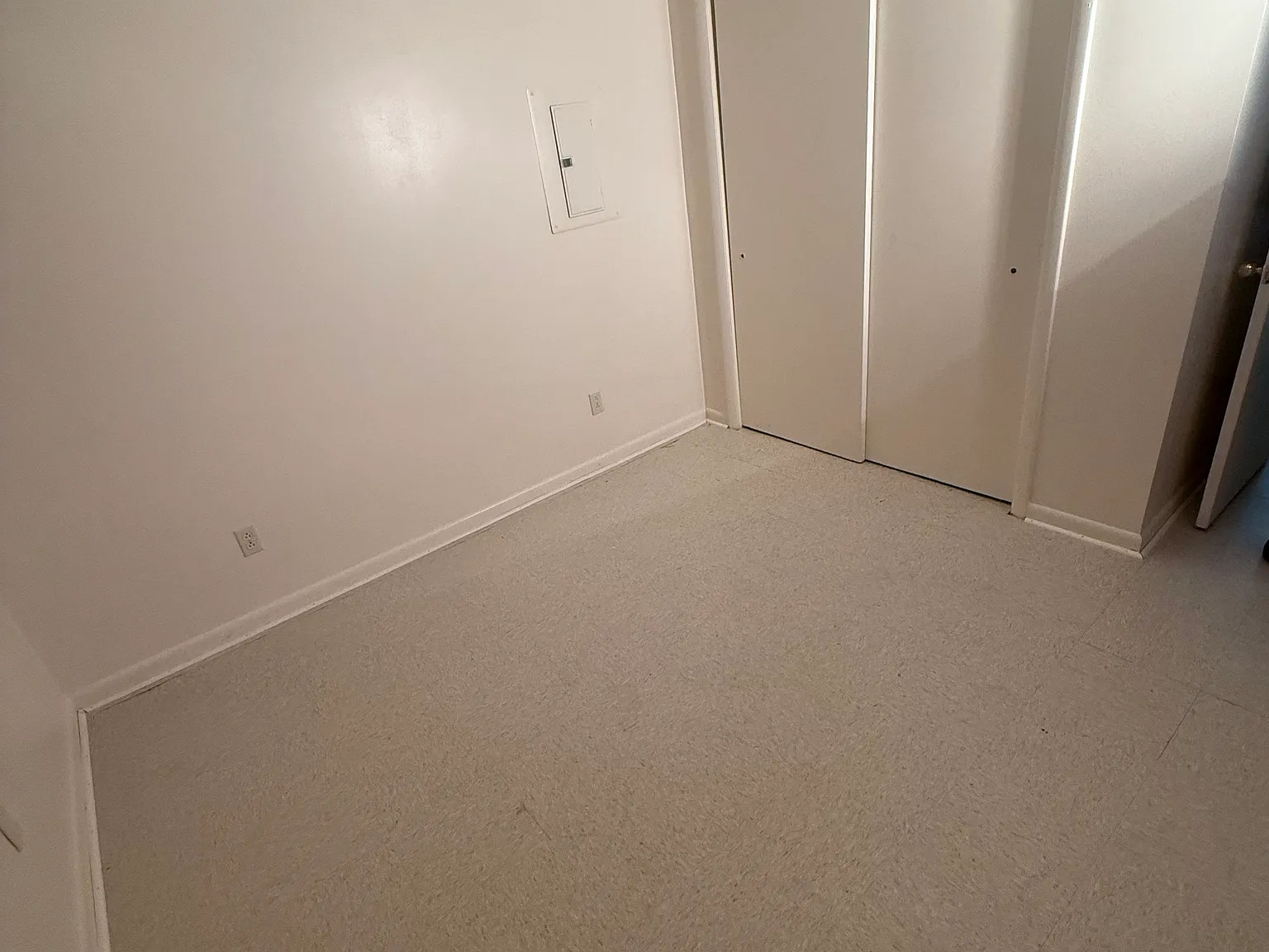 2 bed, $1,200 — Photo 2