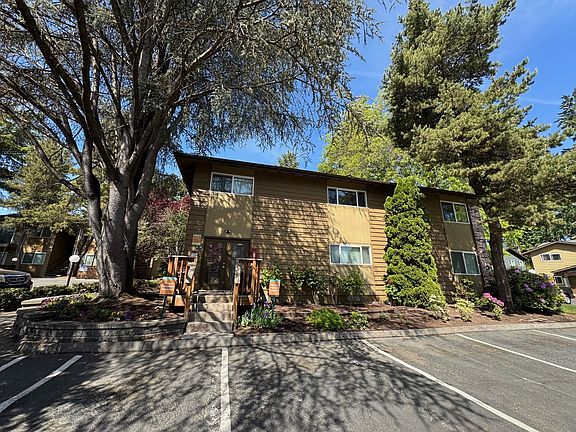 5th image of 13225 SW Allen Blvd APT 45