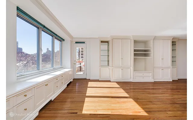 Sold by Douglas Elliman | media 23