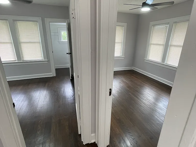 3717 Indiana Ave — Photo 9