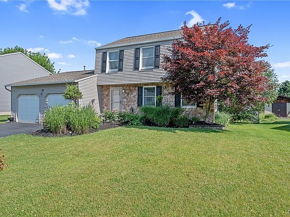 2nd image of 5079 Homeview Dr