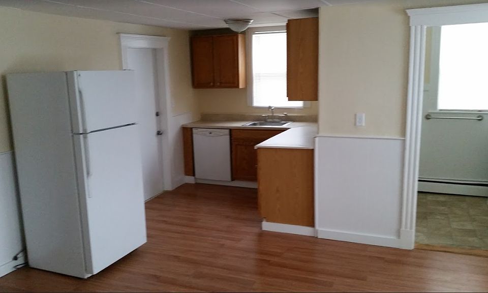 1st image of 16 Cloutman St #3