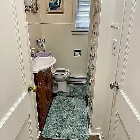 235 E Maple St #2 — Photo 8