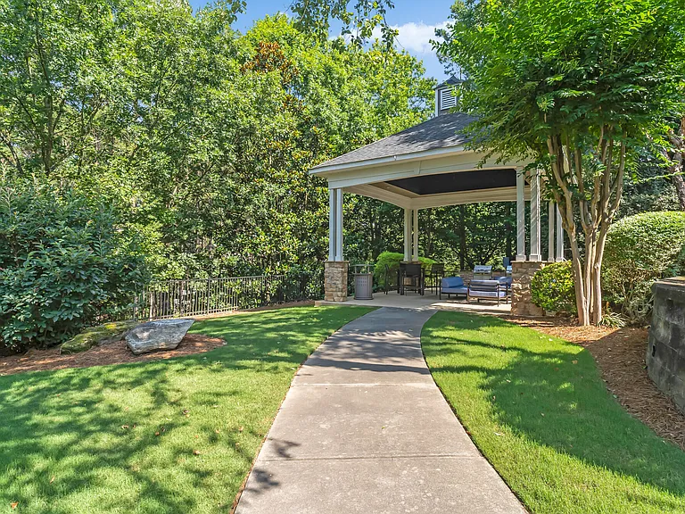 Reserve at Lenox Park — Photo 33