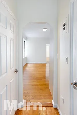 Rented by Mdrn Residential | media 18