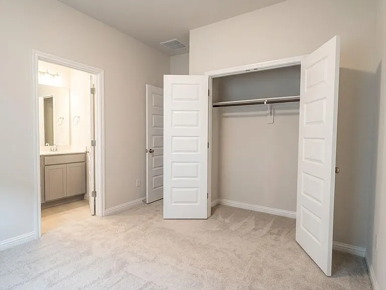 8311 Springsteen Dr #318 — Photo 18