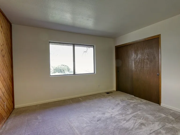 24450 Willow Pass Dr — Photo 13