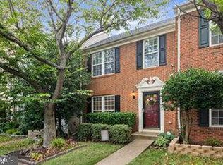 7237 Traphill Way, Gainesville, VA 20155