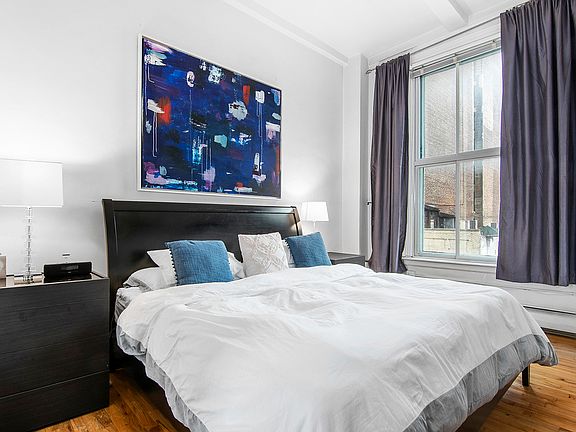 4th image of 40 W 17th St APT 7A