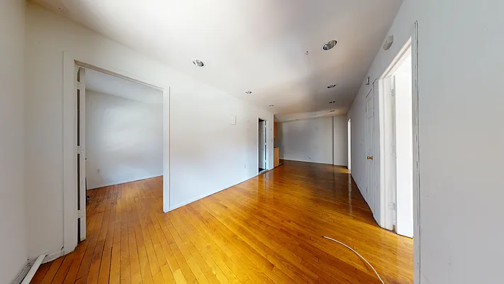 Rented by Bond New York | media 24