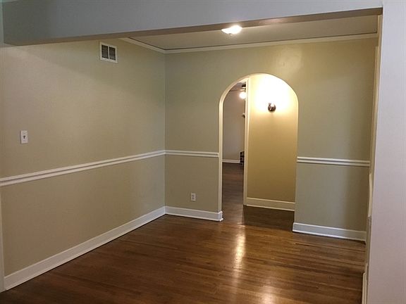 2nd image of 4597 Leatherwood Ave