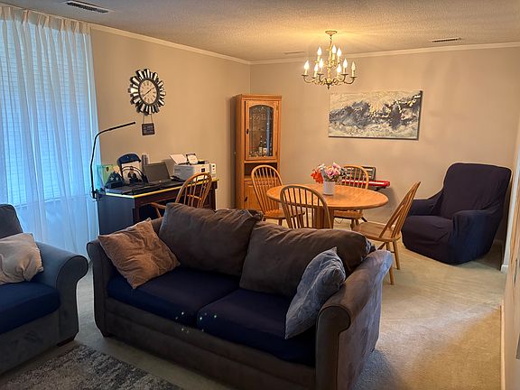 4th image of 1002 Paradise Rd APT 1C