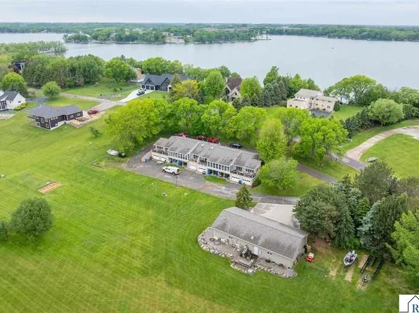 6105 Shamrock Dr, Madison Lake, MN 56063