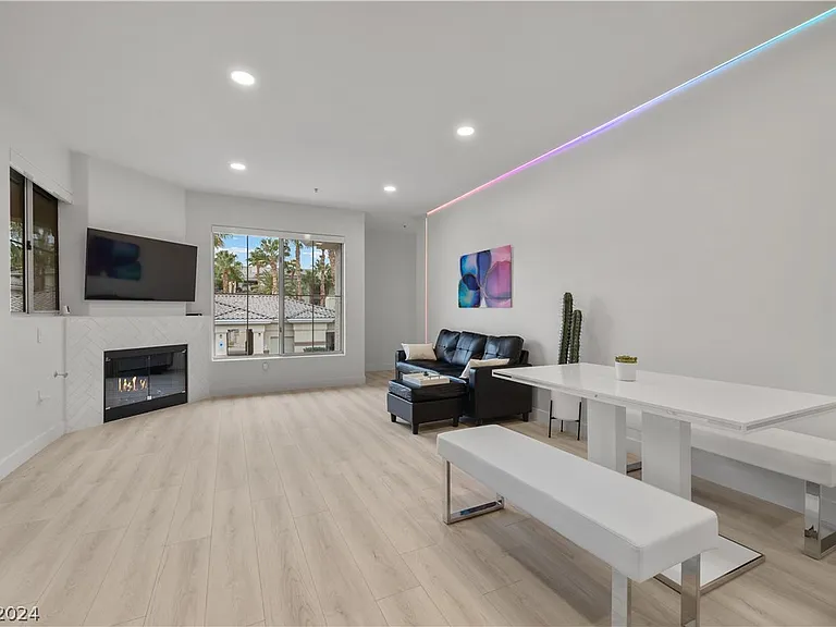 7107 S Durango Dr #203 — Photo 22