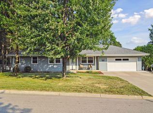 9911 Brookside Ave, Minneapolis, MN 55431