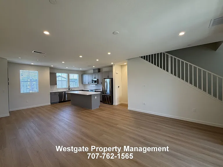 209 Wellness Way — Photo 8