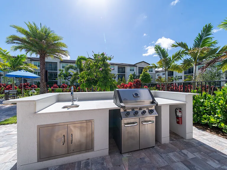 Luma at Delray — Photo 14