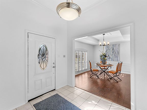 5th image of 6018 Raleigh Dr