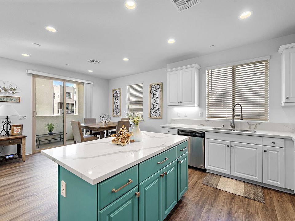 1st image of 2325 Verano Way #1