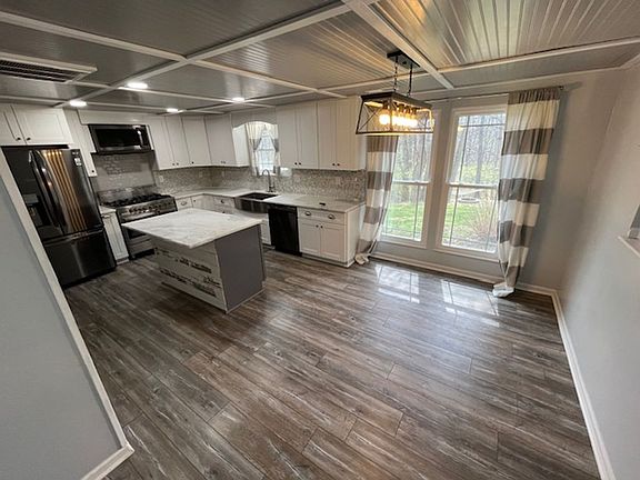 5th image of 3321 Medoma Dr