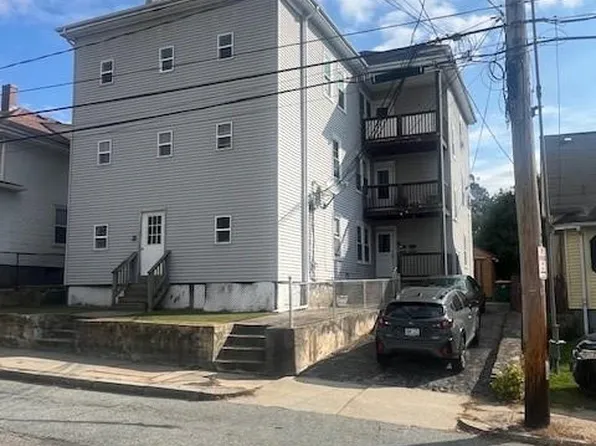 75 Winthrop St, Woonsocket, RI 02895