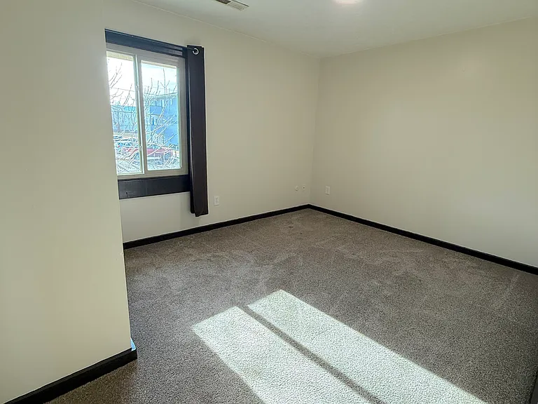 Portage Village Apartments — Photo 35