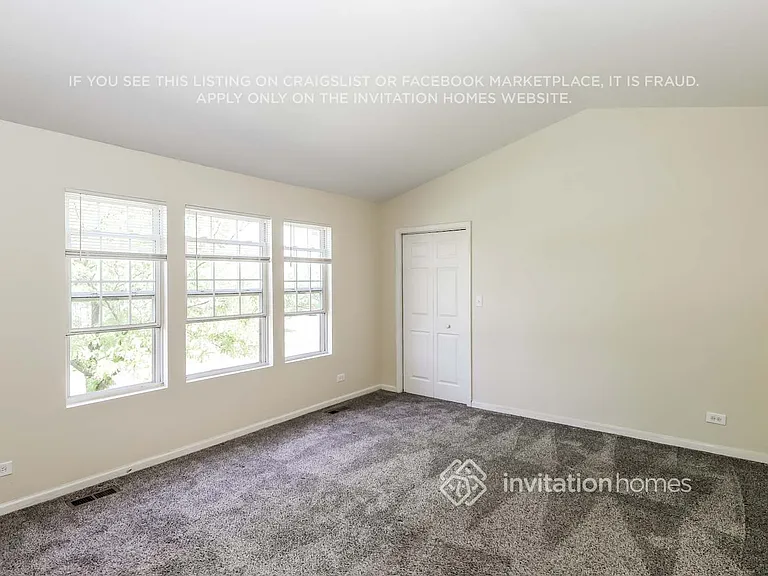 271 Springbrook Trl S — Photo 14