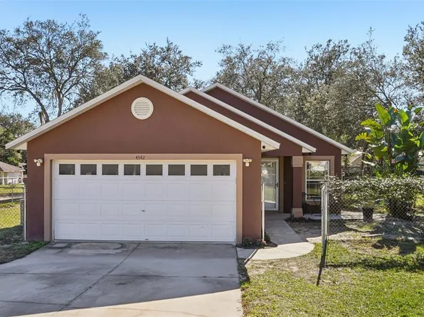 4542 LEMON STREET, LADY LAKE, FL 32159