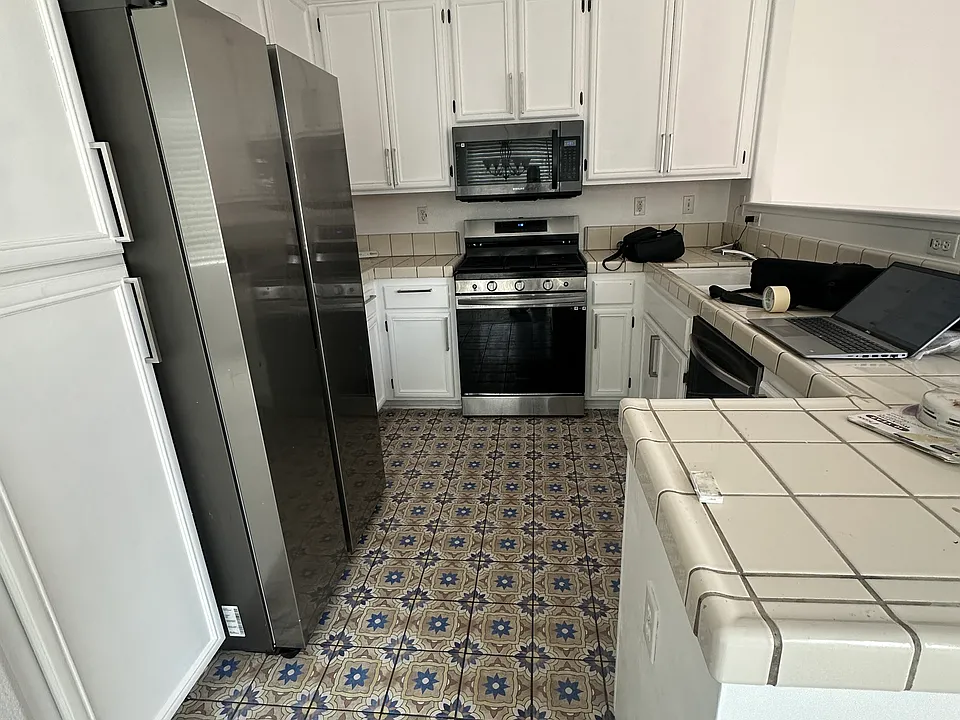 431 Carroll Ave
