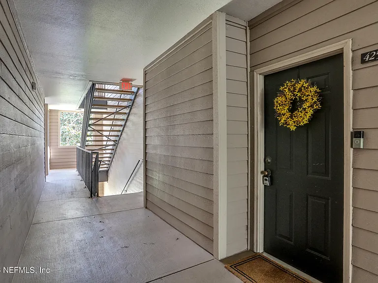 10961 Burnt Mill Rd #425 — Photo 13